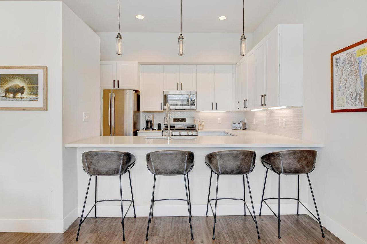 New Luxury Loft 4 / Hot Tub & Great Views / Price - $500 Of Free Activities Daily Winter Park