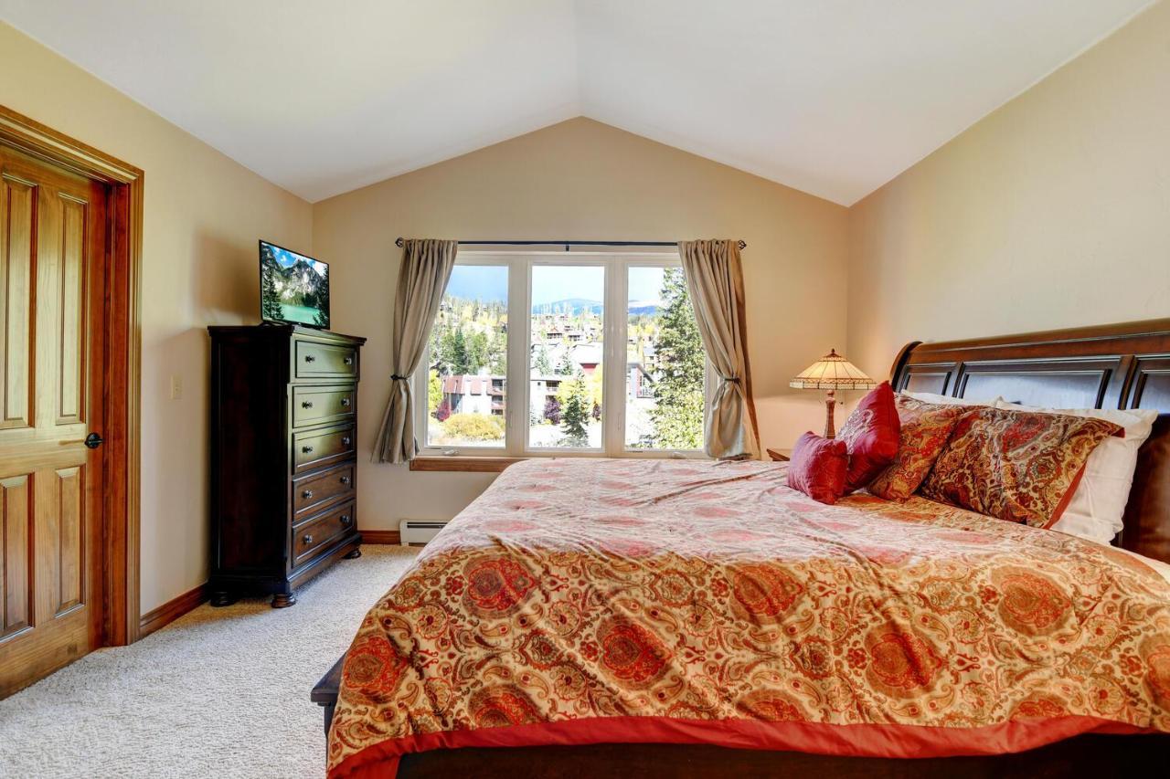 Luxury 582 On River With Hot Tub / Great Views / Price - $500 Free Activities Daily Holiday home Winter Park