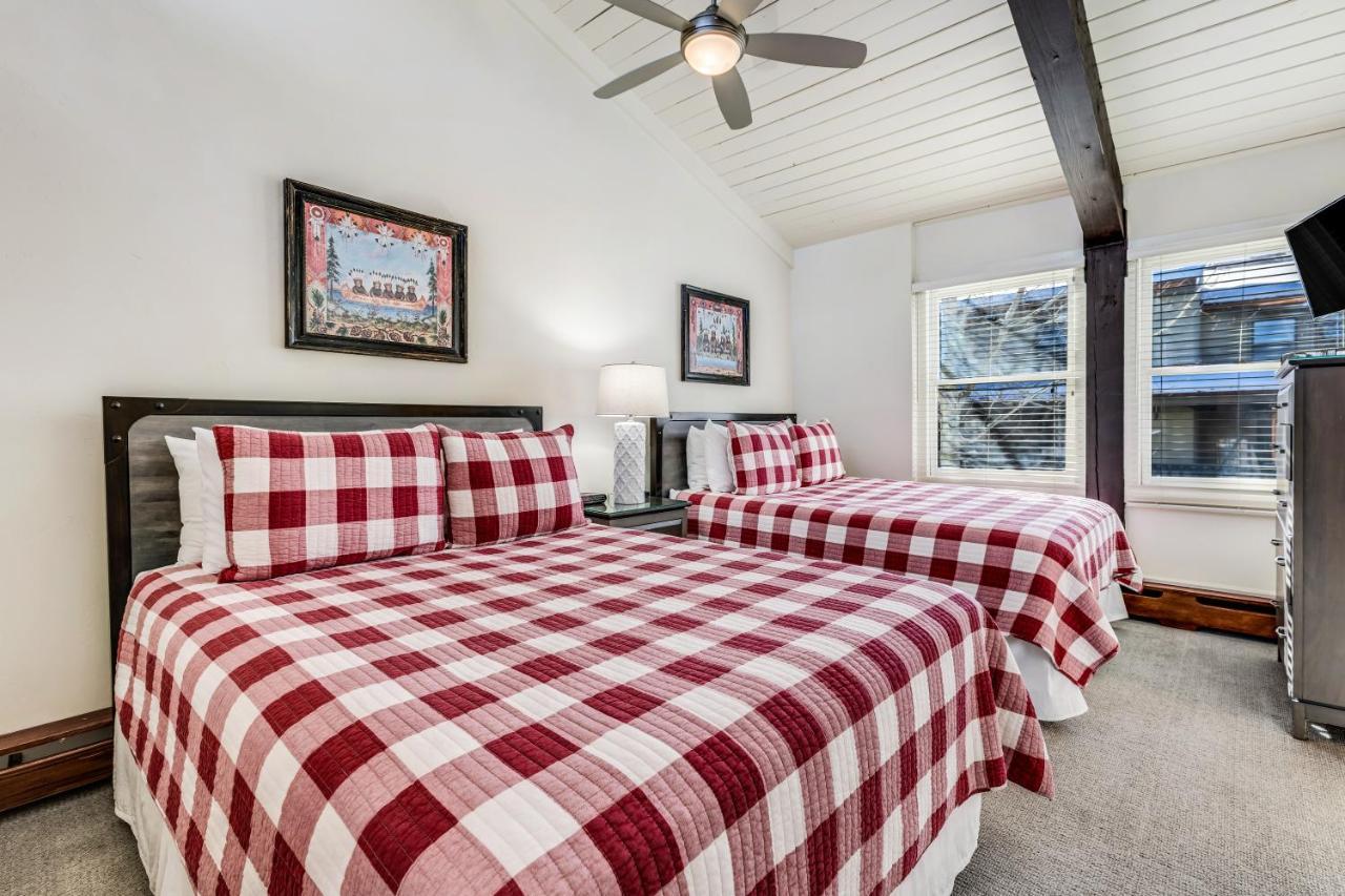 Interlude 3-bedroom Unit 301 Holiday home Snowmass Village
