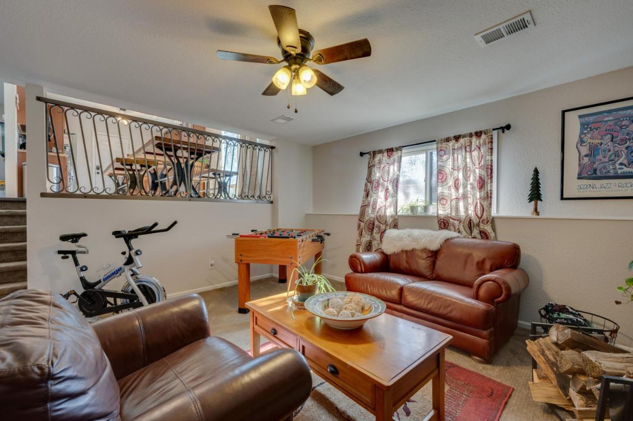 With Private Hot Tub And Wood Fireplace! Loveland