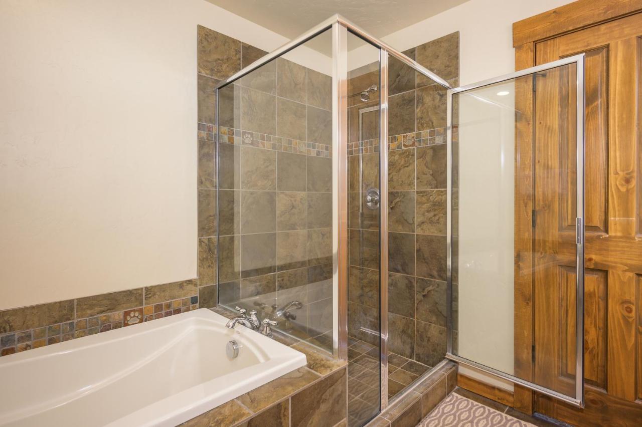 Luxury 1415 / Hot Tub / Great Views / Price - $500 Free Activities Daily Winter Park