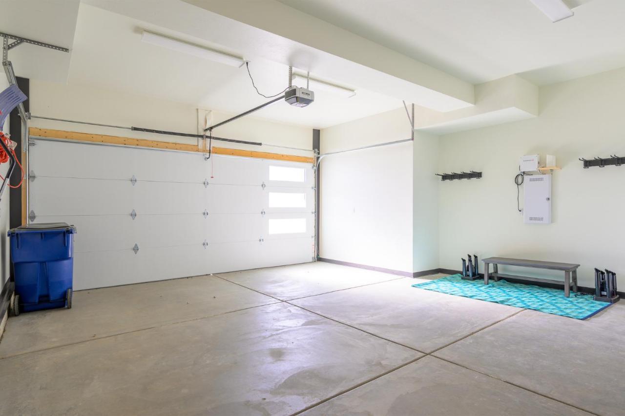 New Luxury 502 Next To / Hot Tub & Views / Price - $500 Free Activities Daily * Winter Park