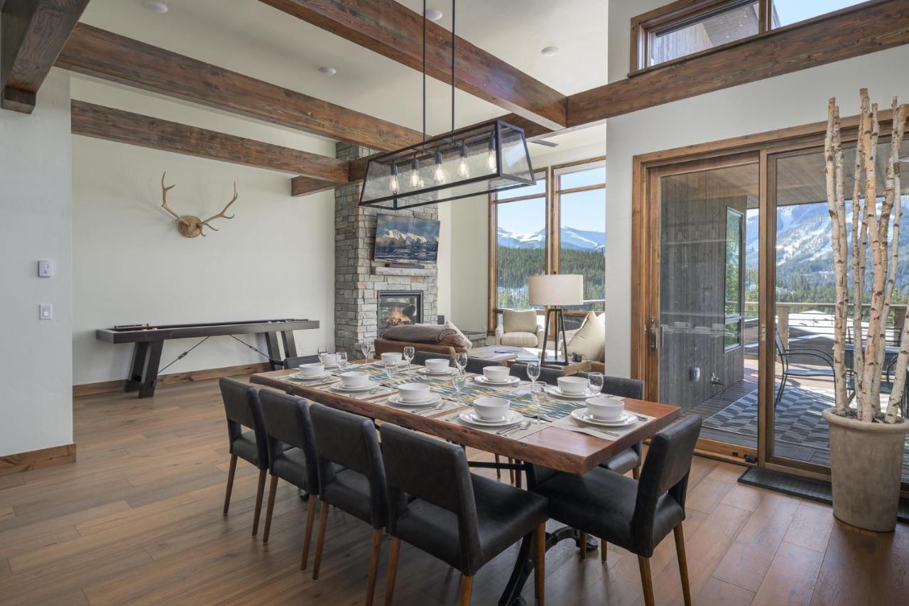 New Luxury 502 Next To / Hot Tub & Views / Price - $500 Free Activities Daily Holiday home *