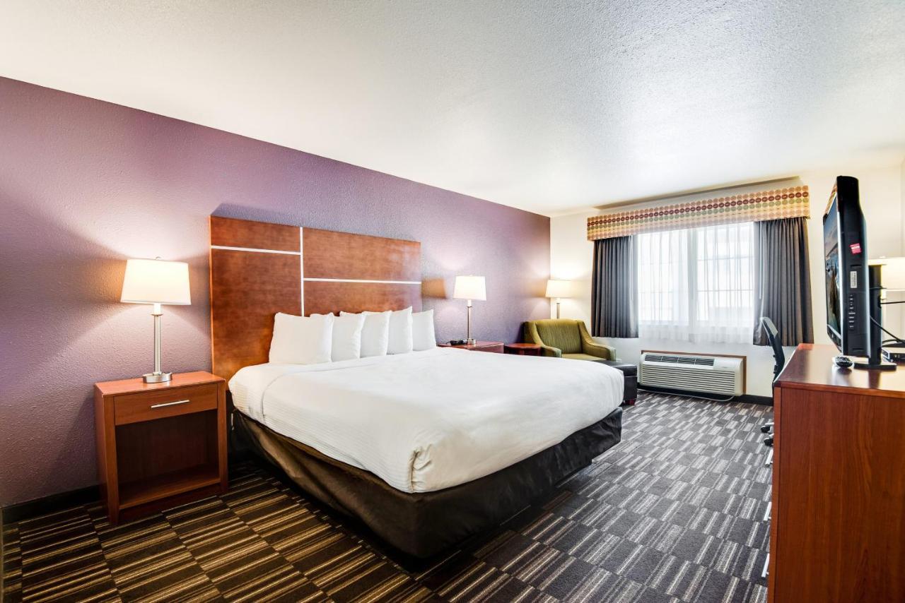 Western Firestone & Hotel