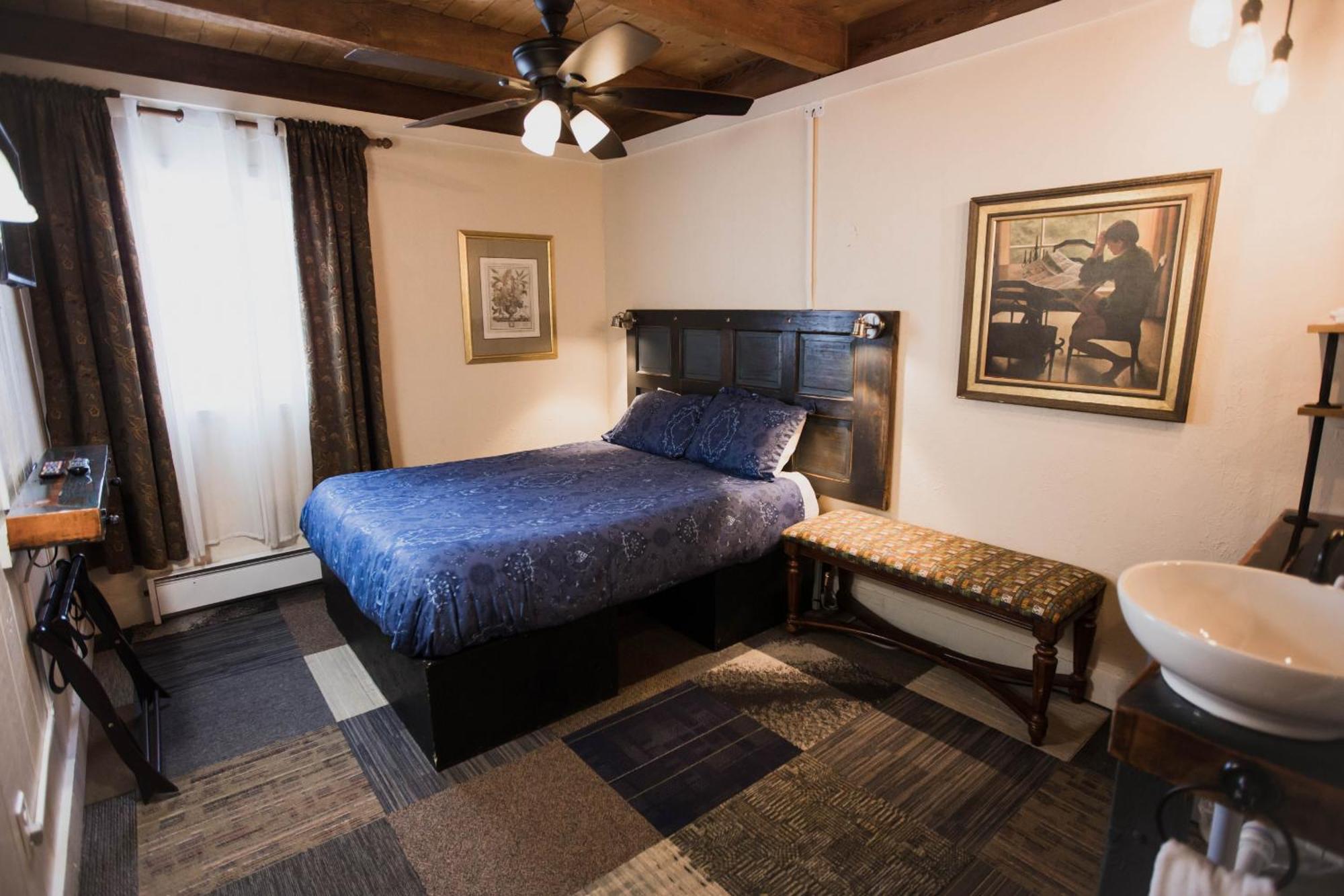 Hotel The Viking - Downtown Colorado 2*