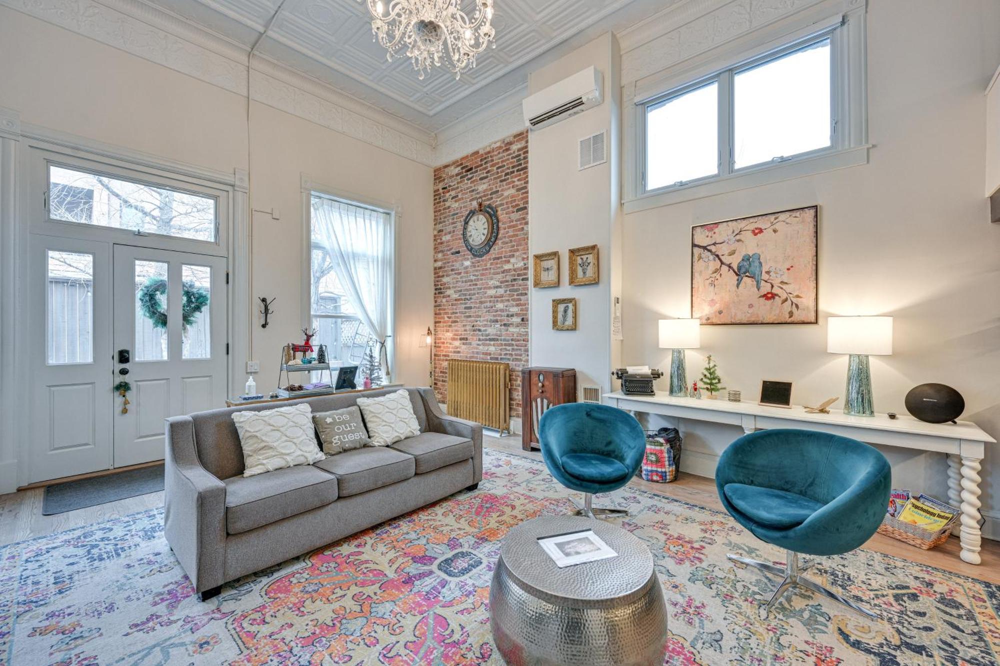 Walk To Arkansas River Historic Palace Loft! Salida