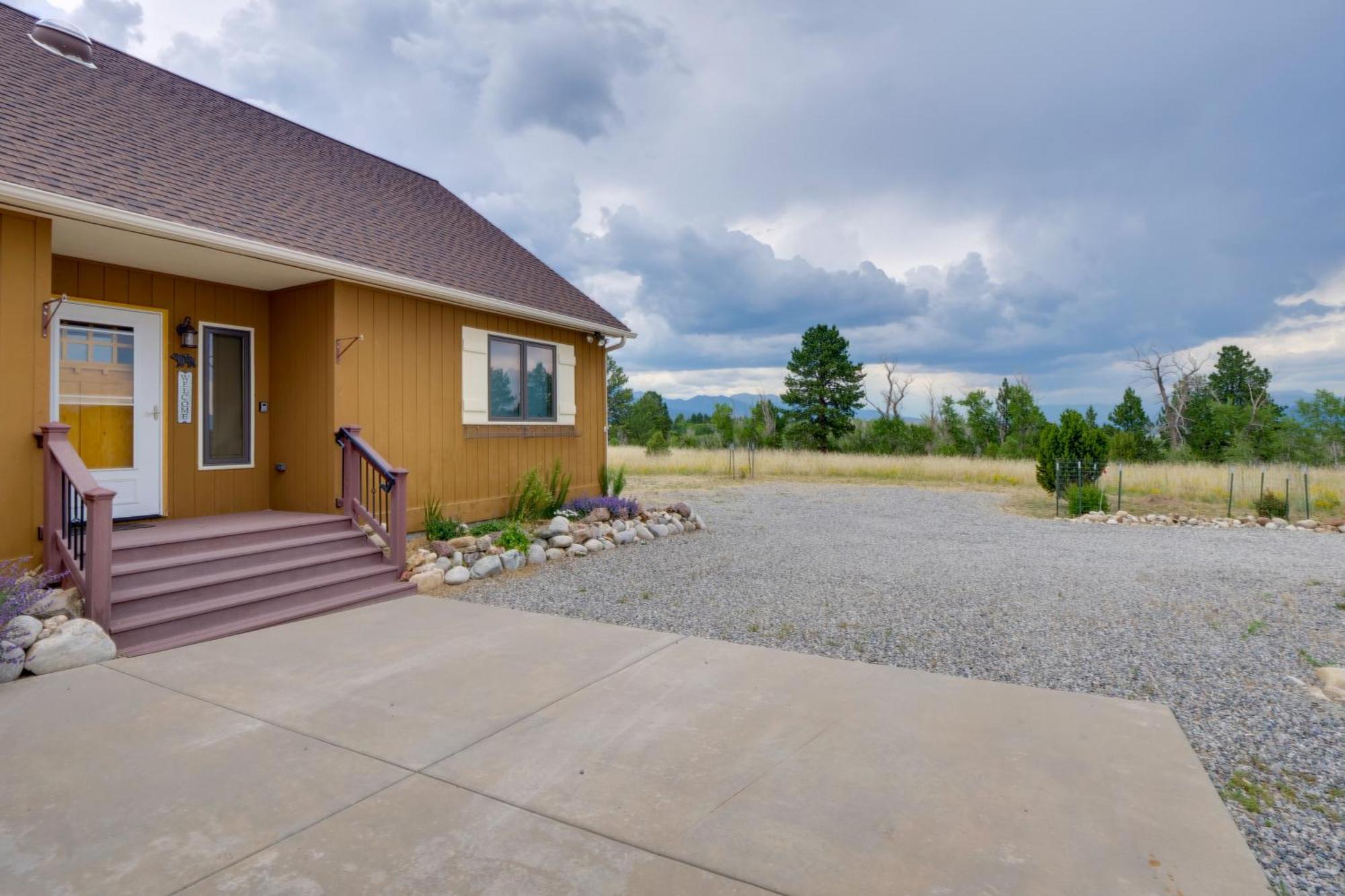 The Fox Den 360 Mtn View And On-site Hiking! *