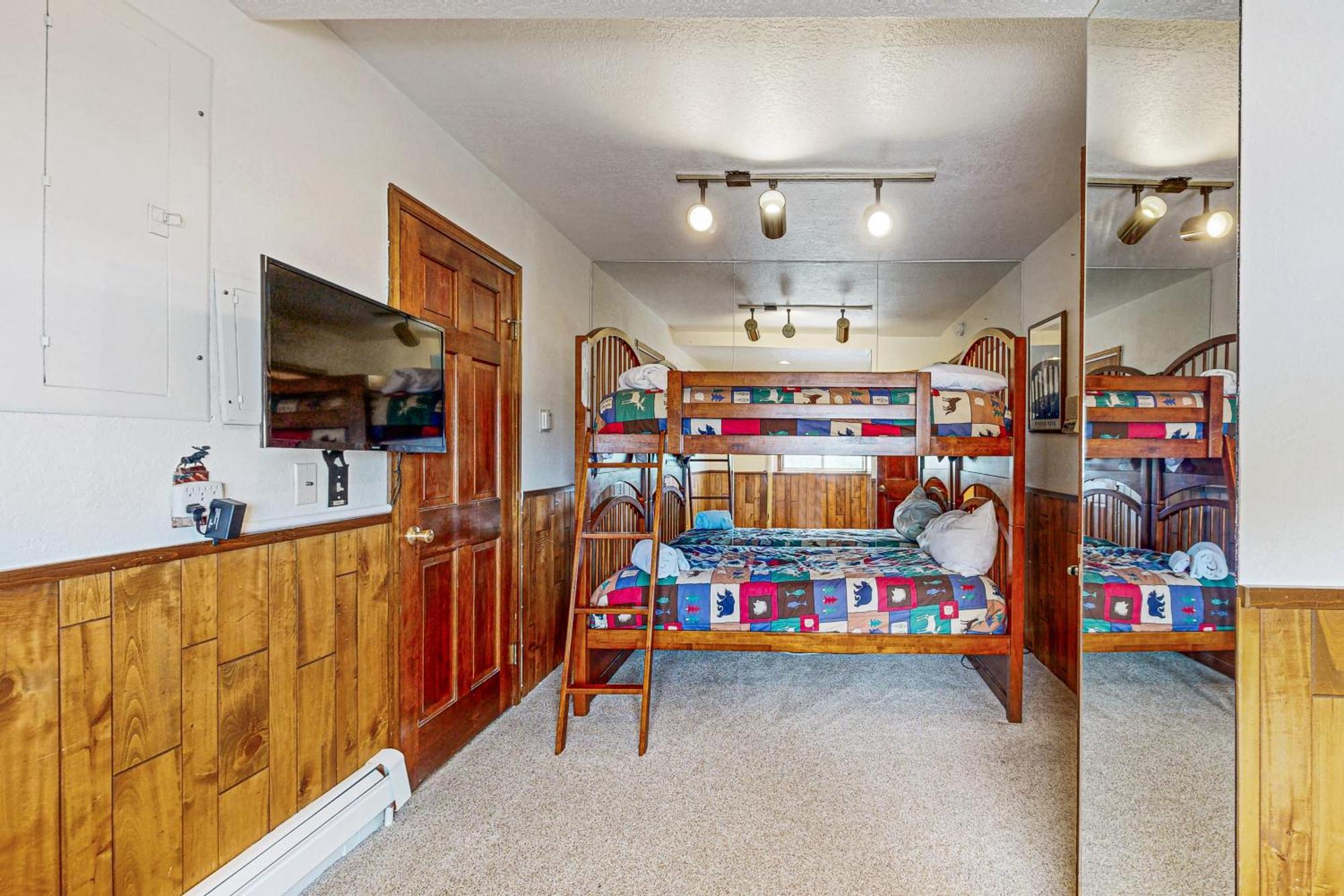 4 Bed 4 Bath In Holiday home *