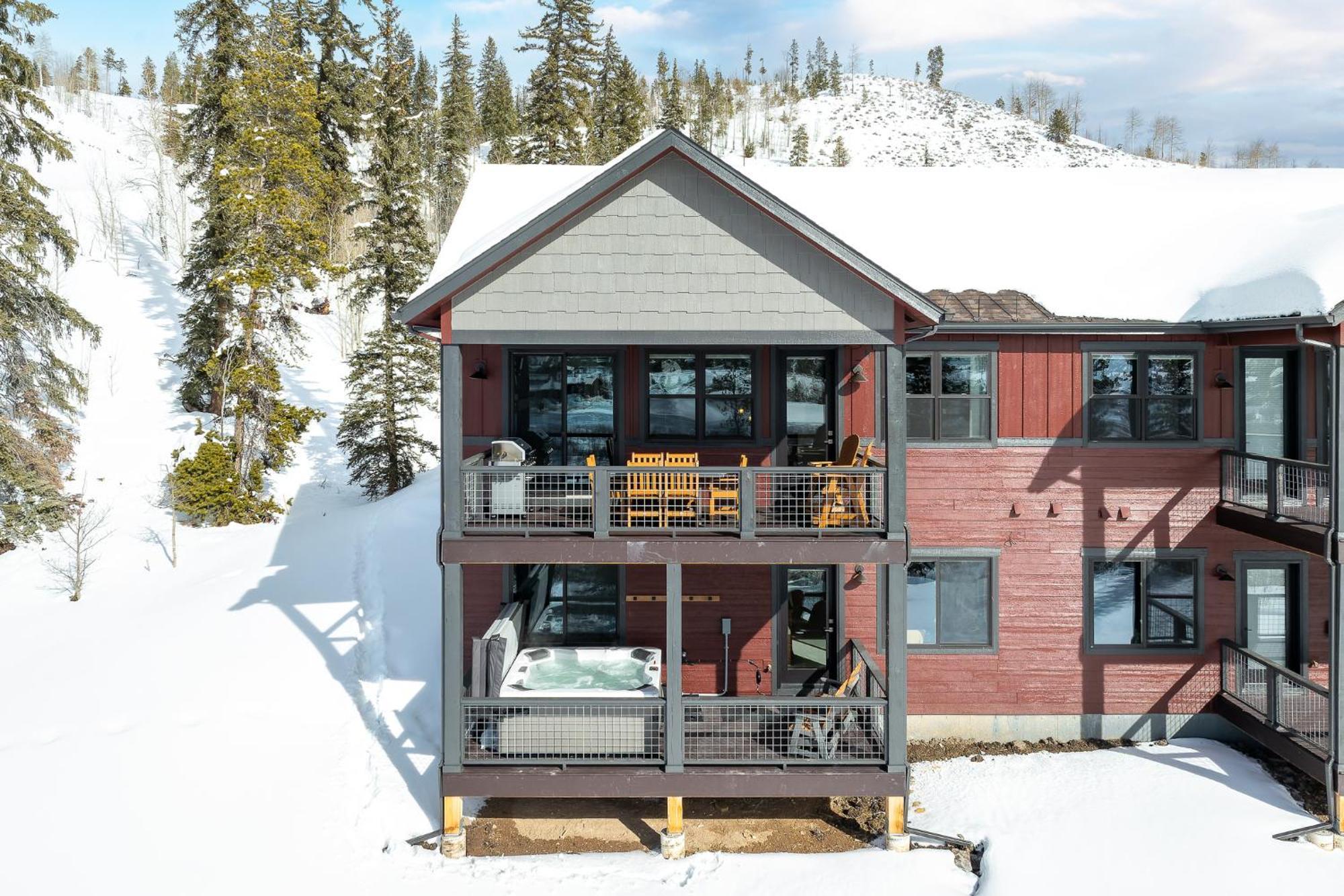 Holiday home New Luxury River Run 129 / Great Views / Hot Tub / Price - $500 Free Activities Daily *