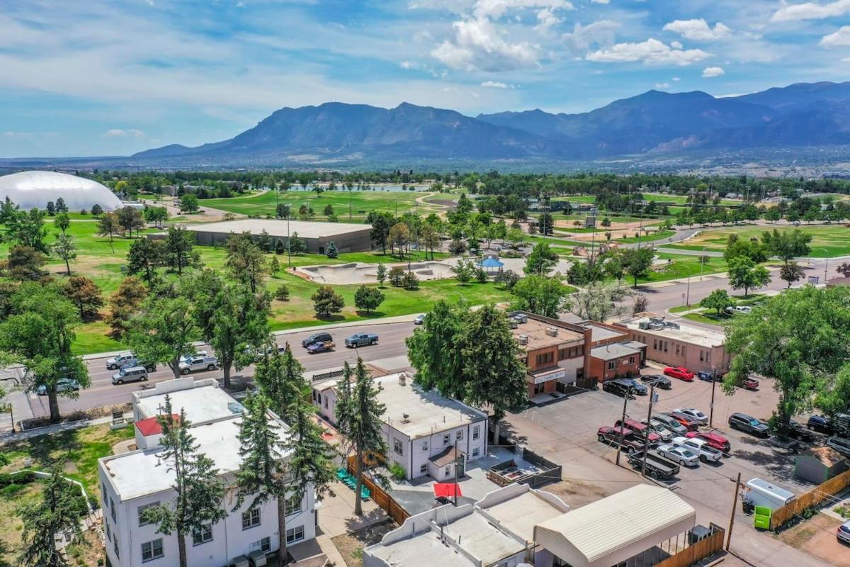 Holiday home Pikes Estate 5 Apts Fire Pit Big Groups 20+