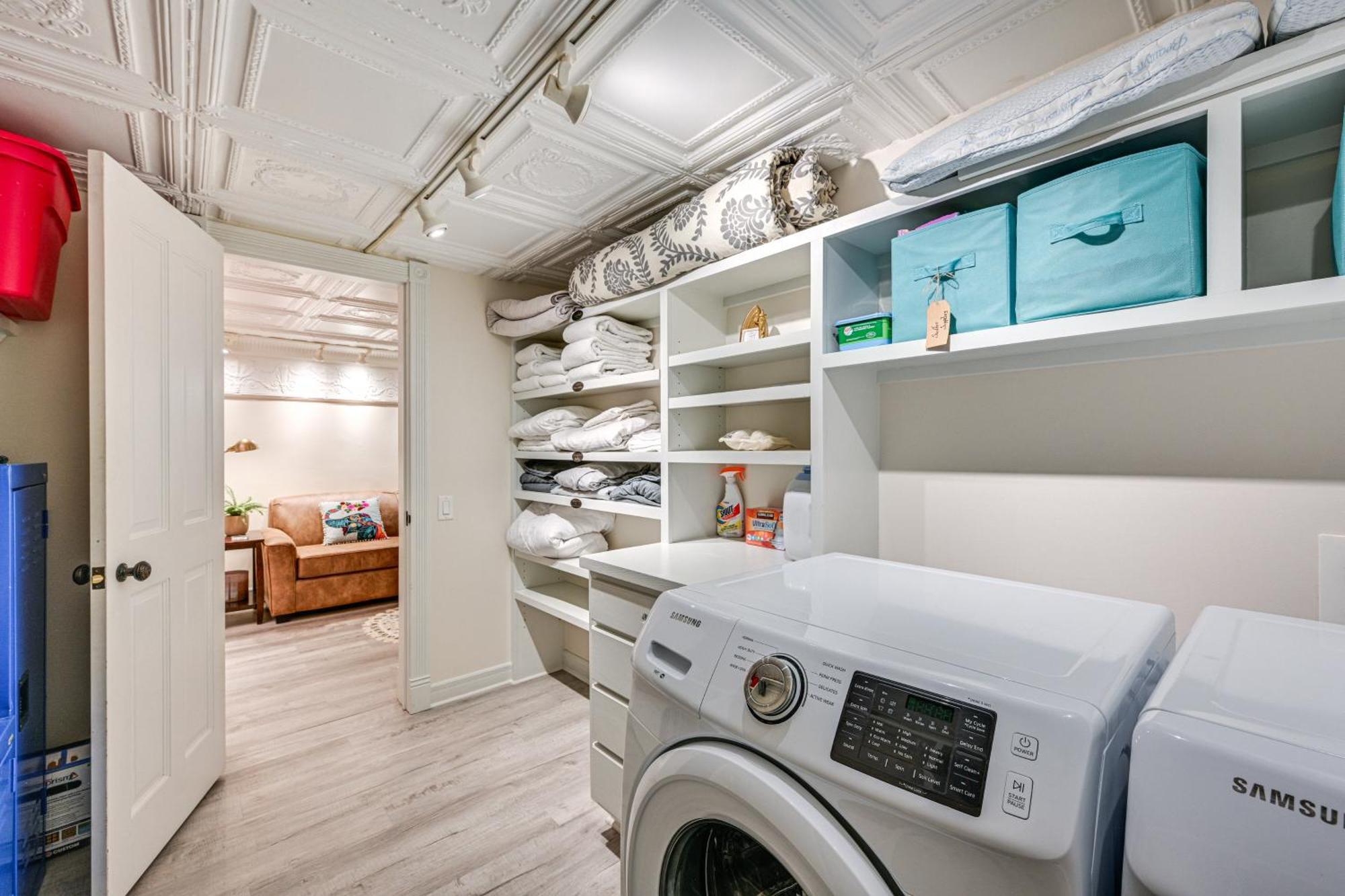 Walk To Arkansas River Historic Palace Loft! Apartment