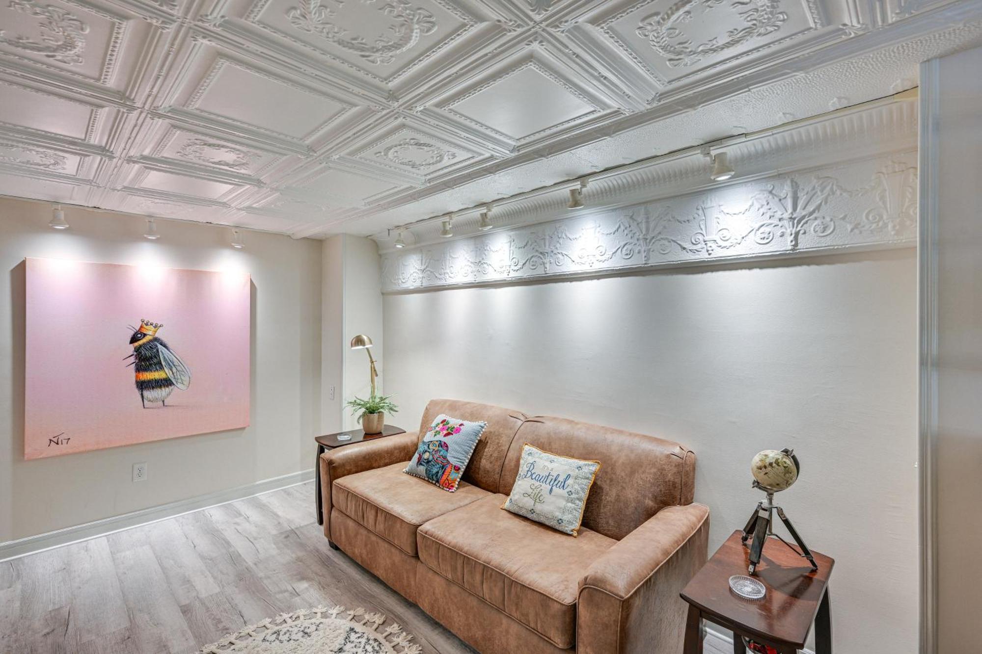 Walk To Arkansas River Historic Palace Loft! Apartment Salida