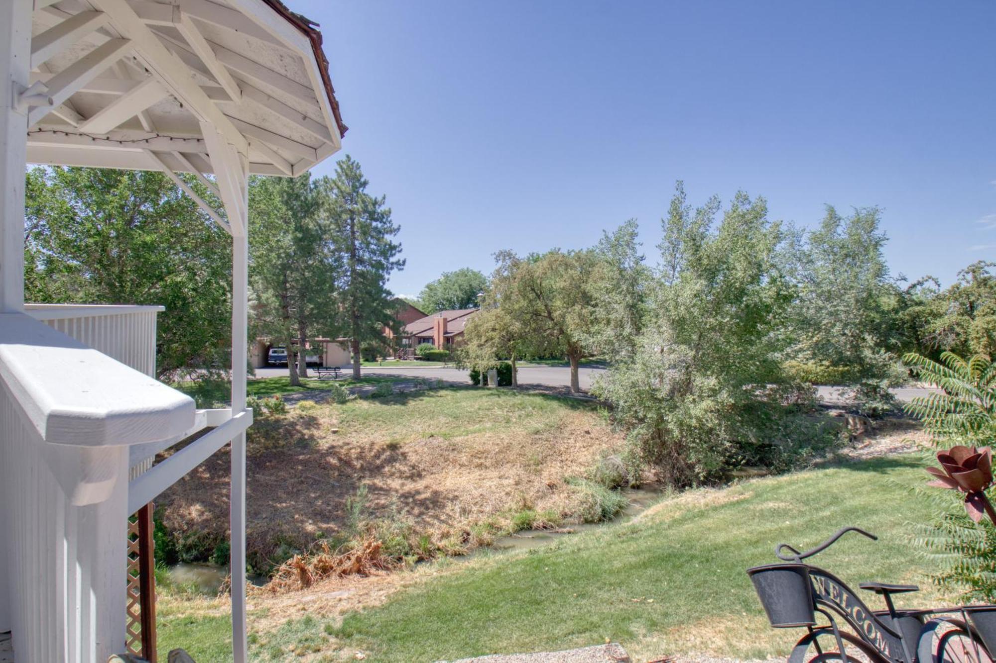 Castle Creek Manor