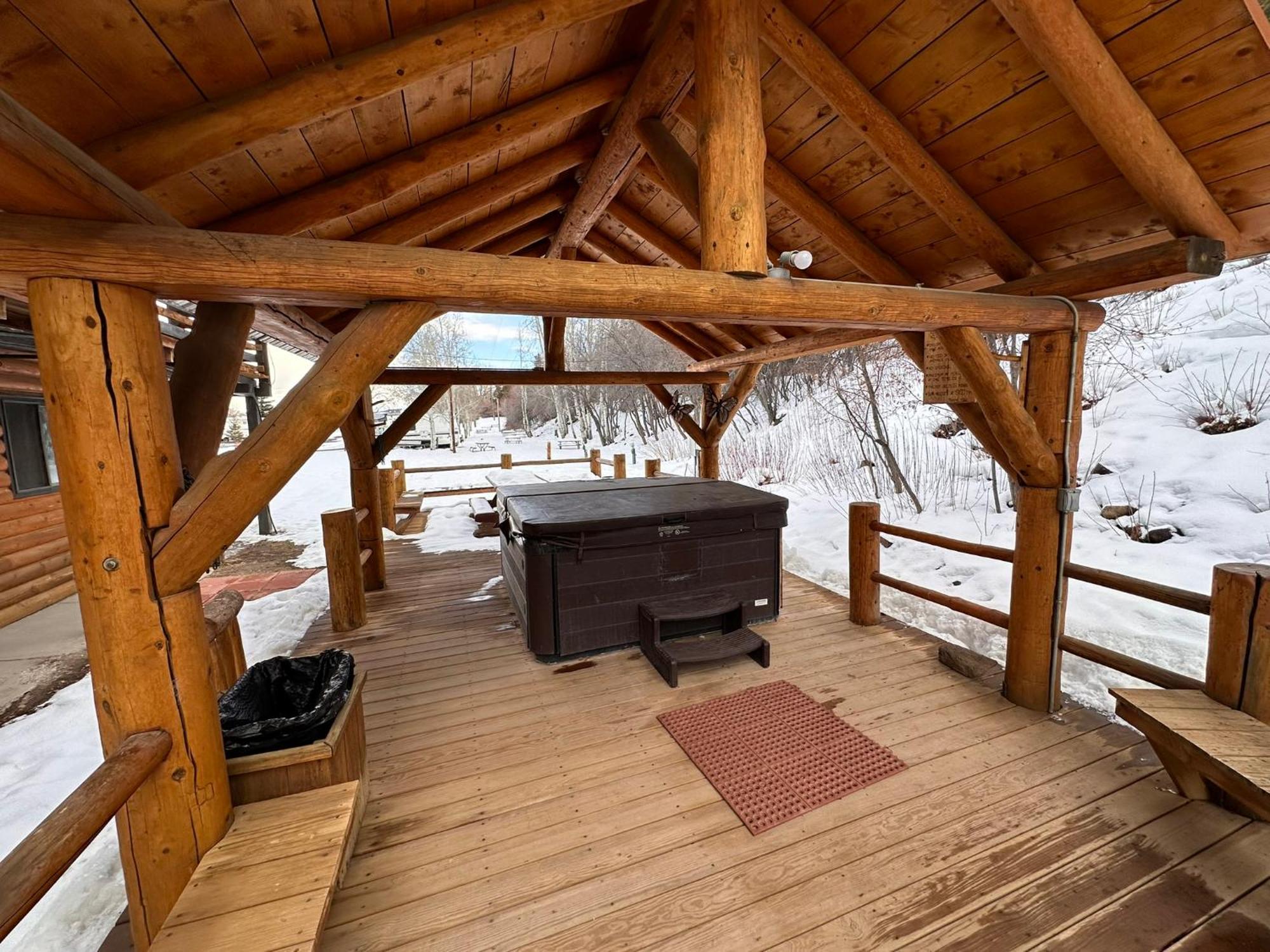 Ute Bluff Lodge, And Rv Park * South Fork