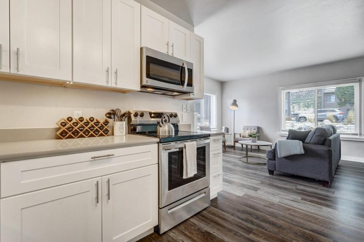 Coyote - Pet-friendly Downtown Mountain View *