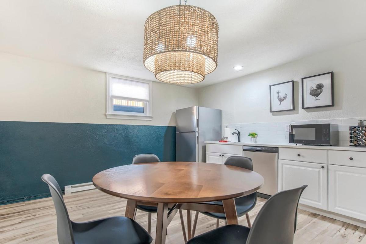 Pikes Estate 5 Apts Fire Pit Big Groups 20+