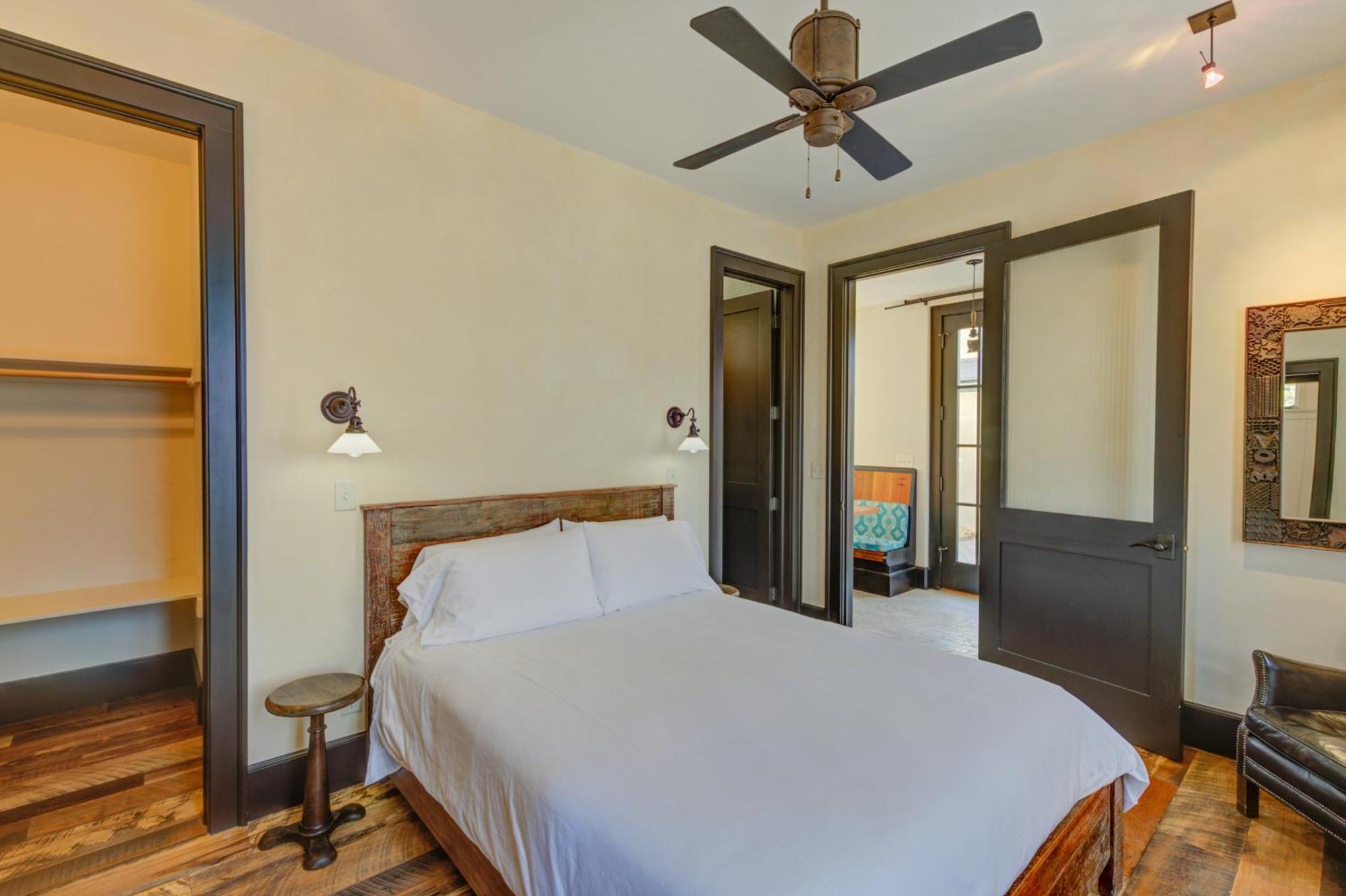 South Main Residences By Surf