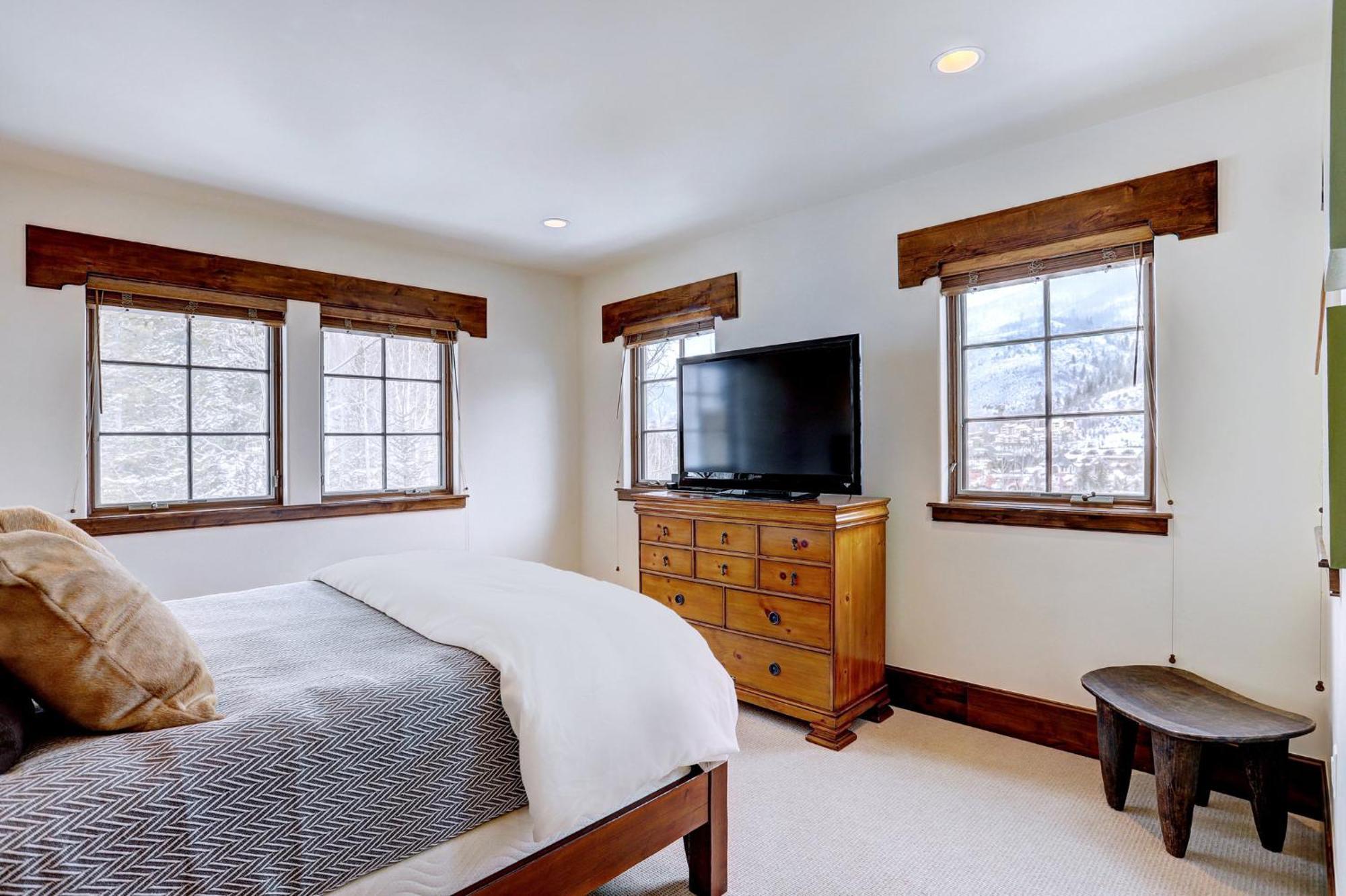 At Vail, A Rockresort