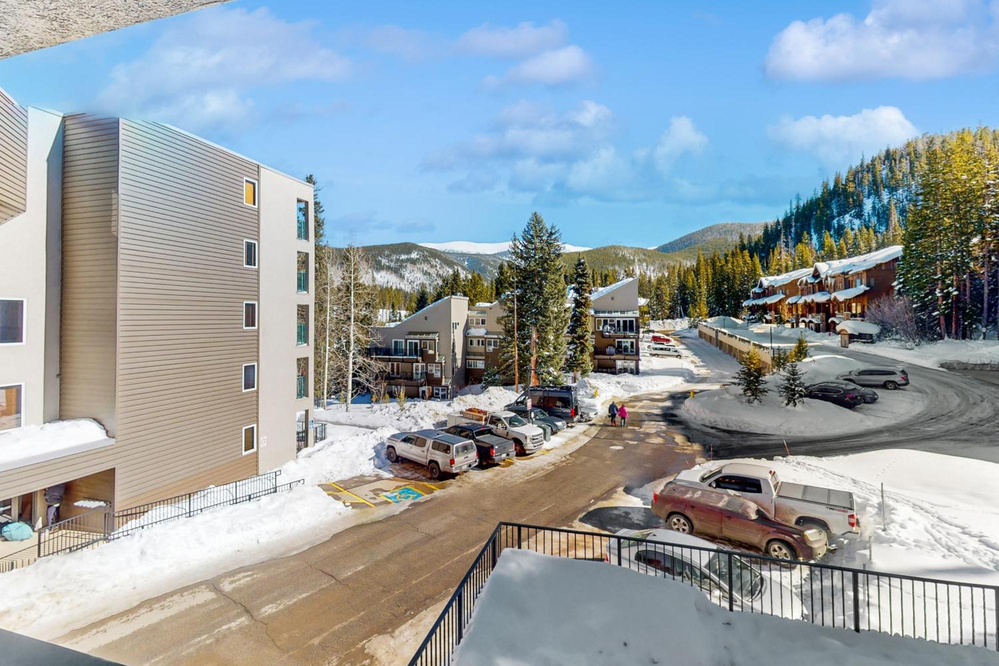 Iron Horse Retreat Hotel