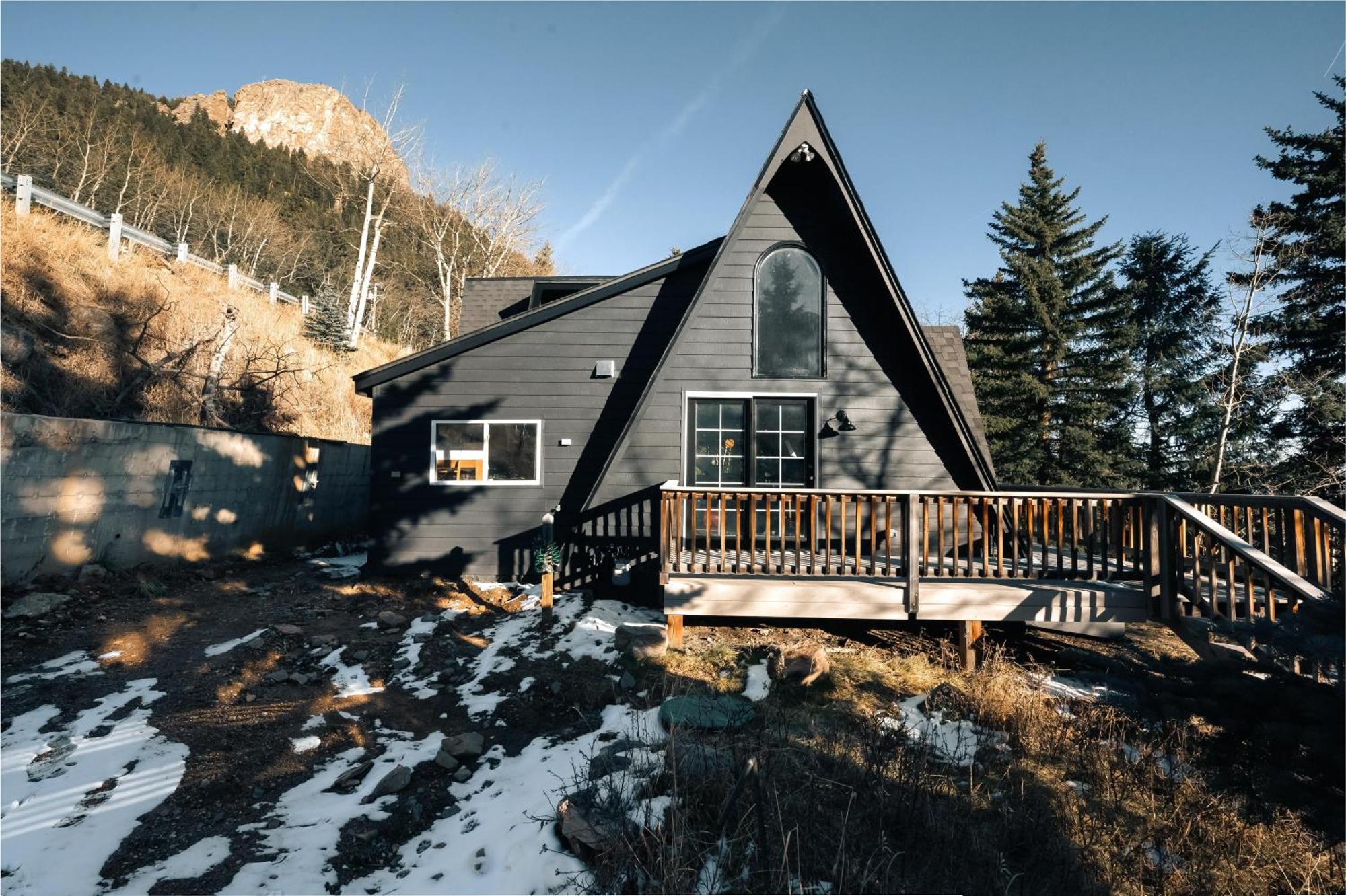 Modern A-frame - Mountain Views - * Evergreen