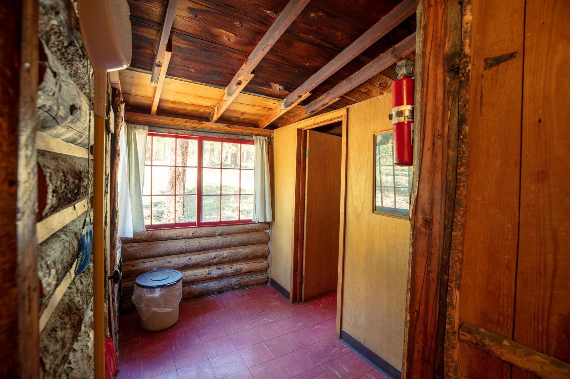 Lodge The Meeker Park *