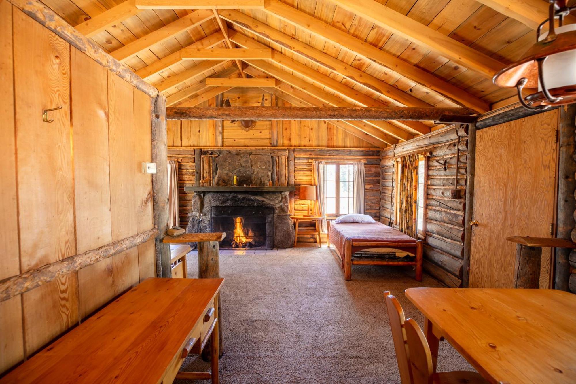 The Meeker Park Lodge Allenspark