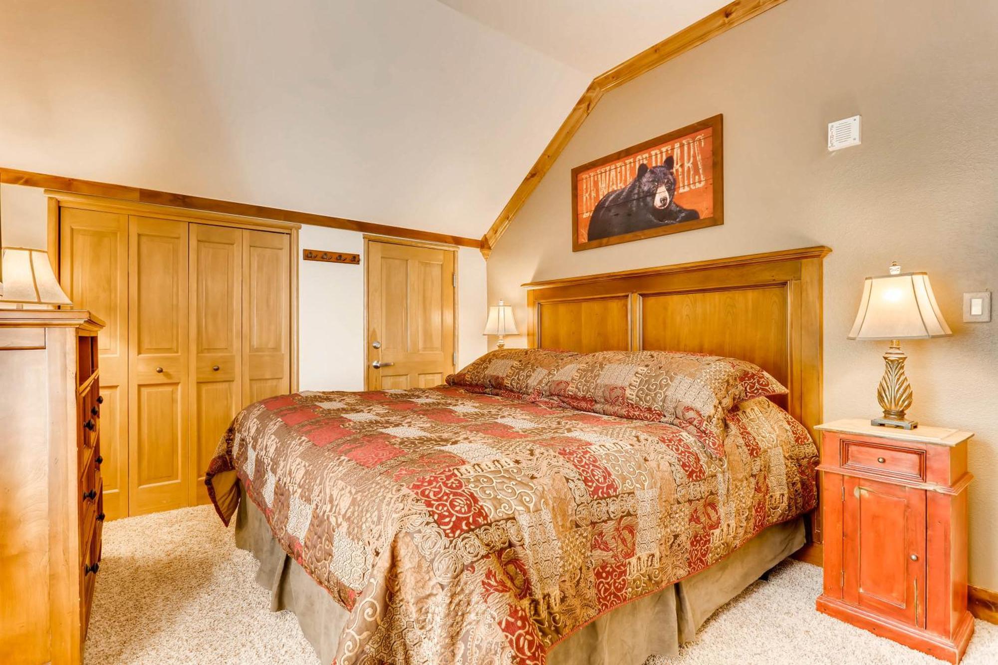 Jackpine & Black Bear By Resort Keystone