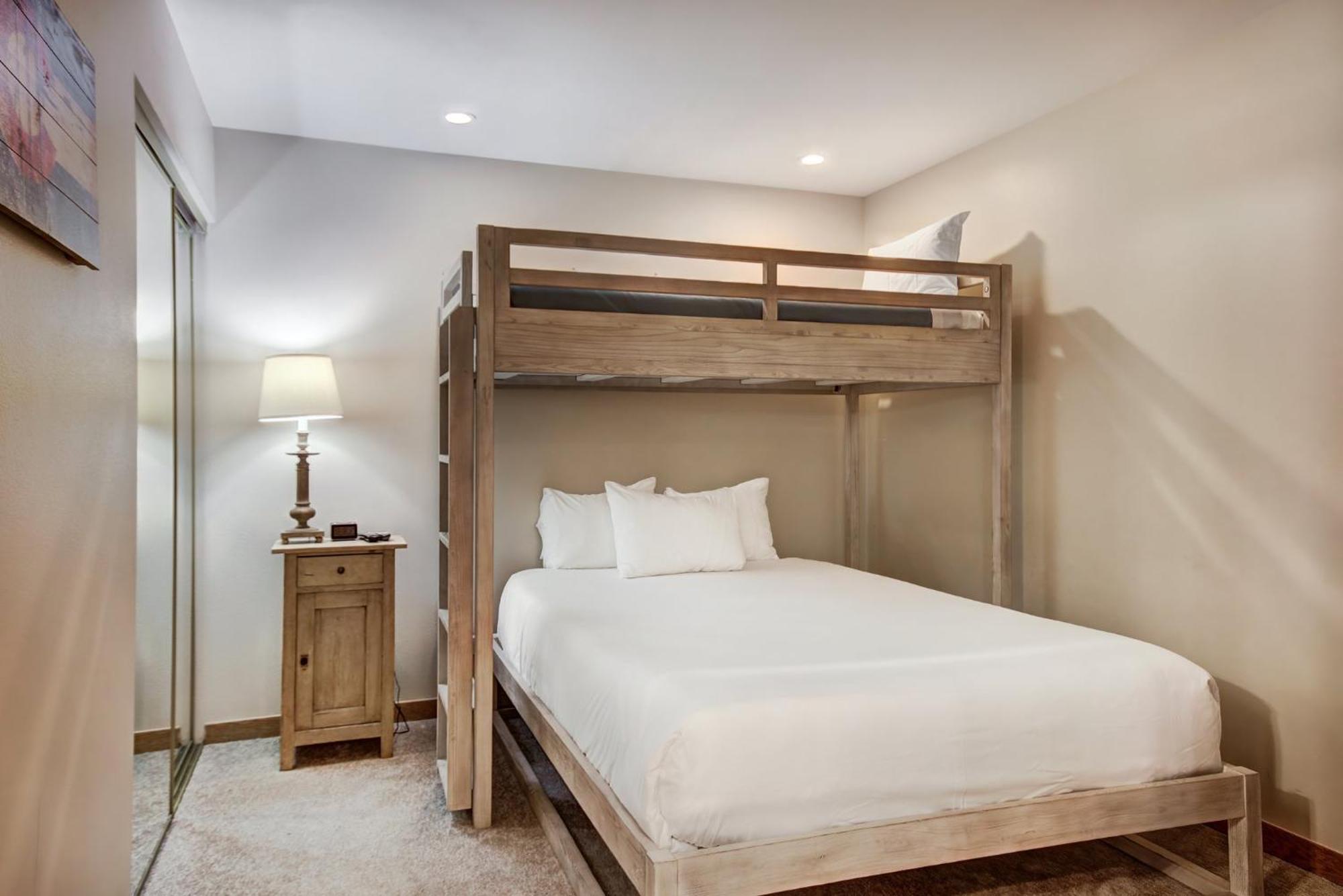 Lodge Townsend Place Beaver Creek