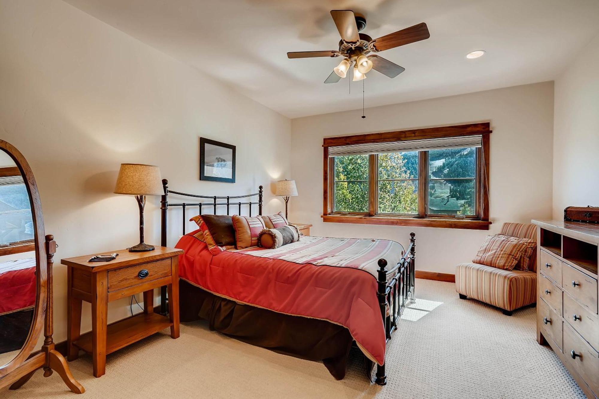 Private Homes By Keystone