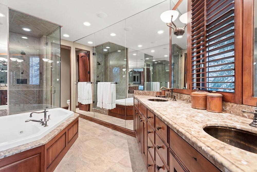 315 Park Avenue, Luxury Townhouse With River Views In * Aspen