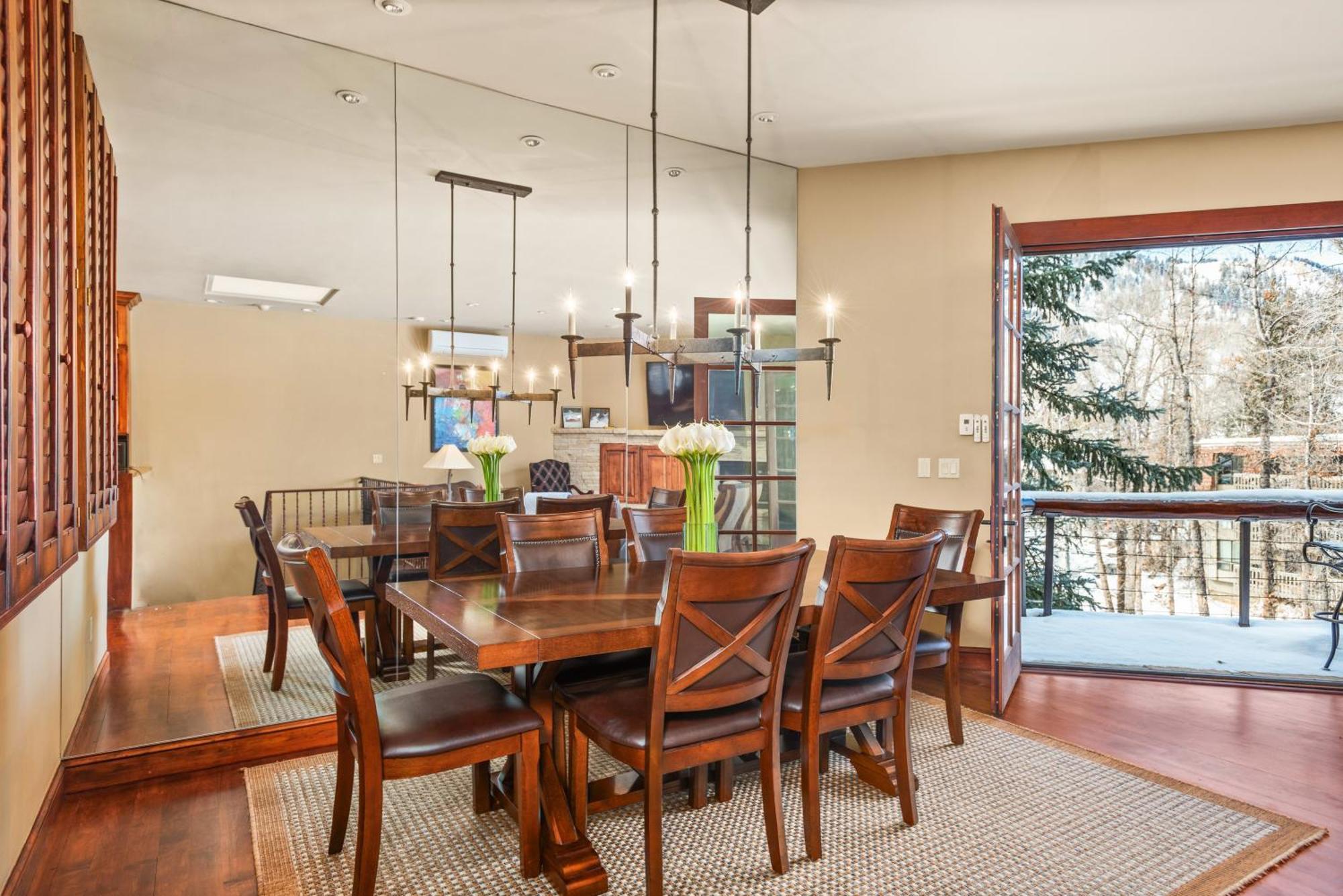 Casa de férias 315 Park Avenue, Luxury Townhouse With River Views In