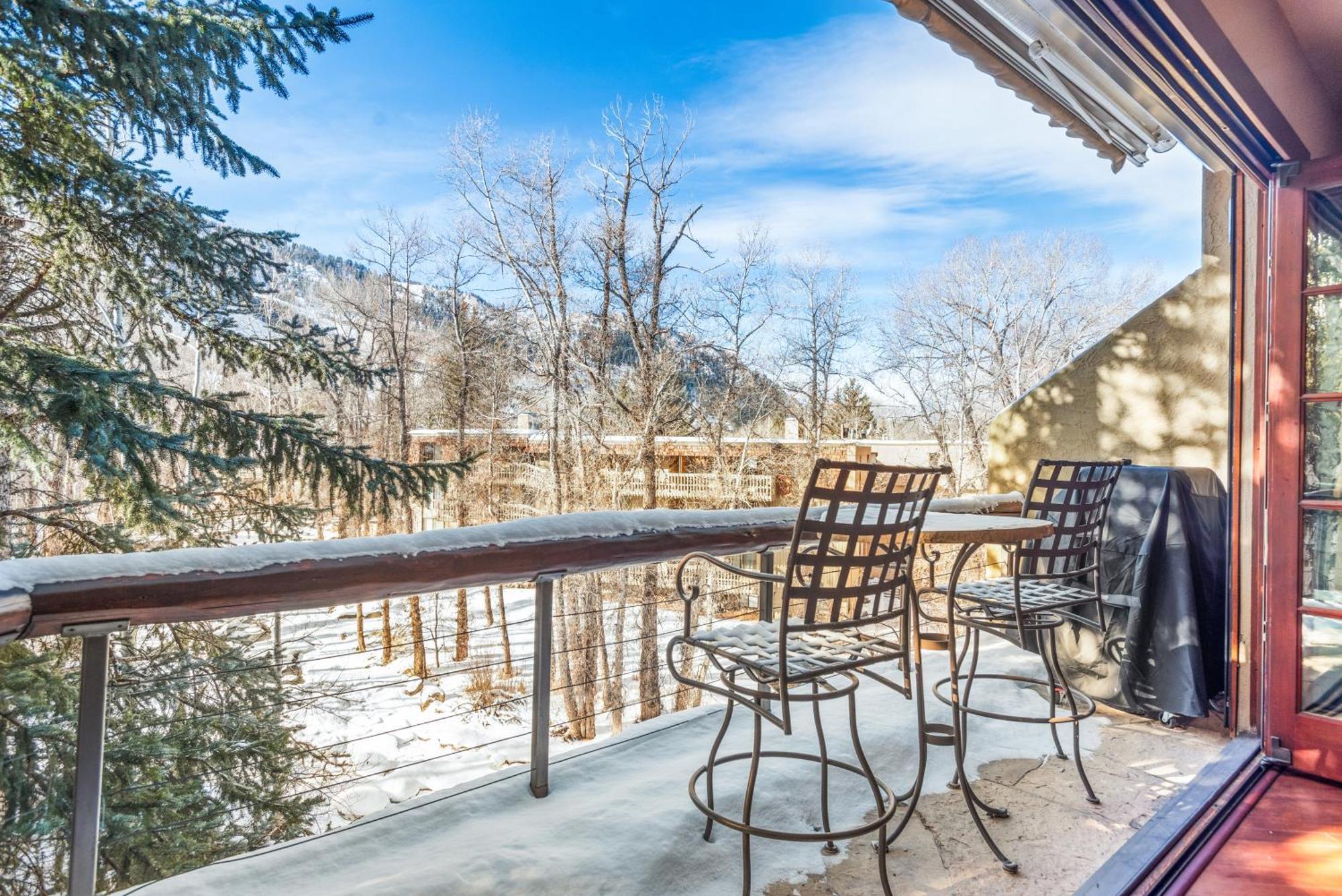 Casa de férias 315 Park Avenue, Luxury Townhouse With River Views In *