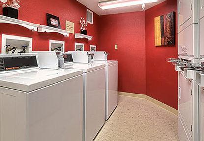 Suburban Tech Center Hotel 3*