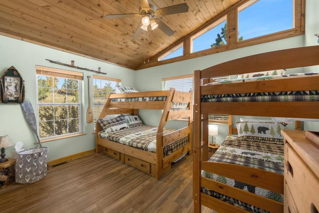 Lookout - Private Hot Tub - Panoramic Views