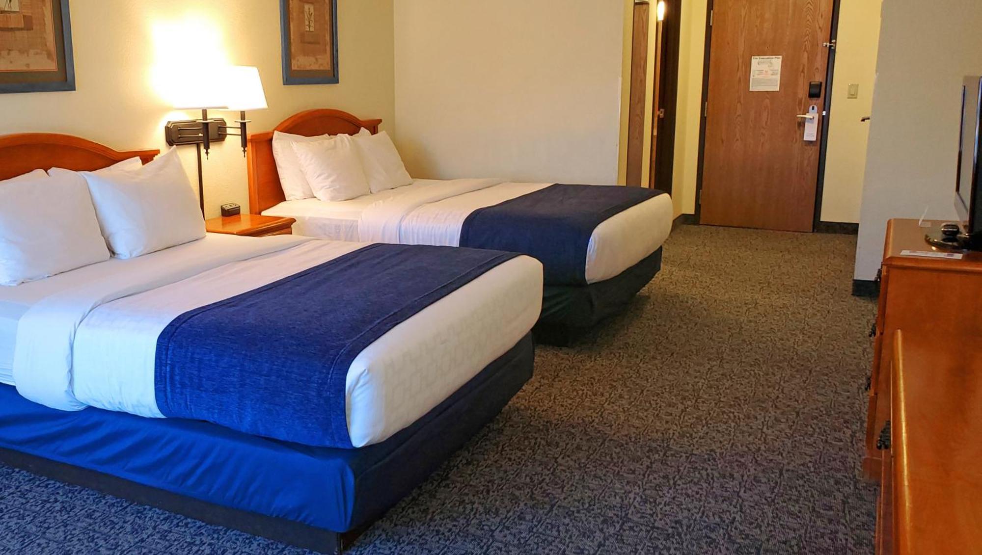Magnuson Grand Pikes Peak Hotel 3*