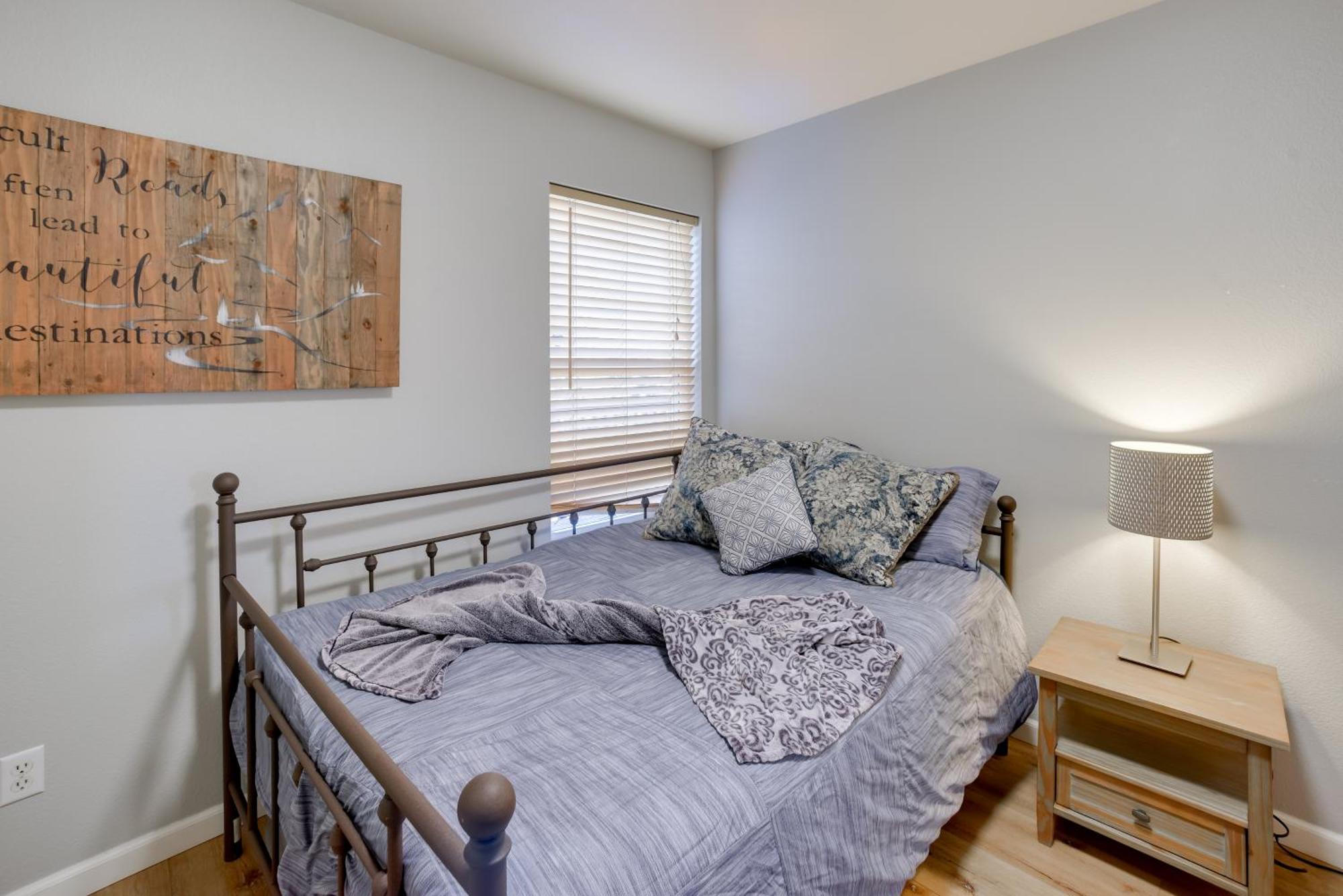 Updated Springs - 3 Mi To Garden Of The Gods! Holiday home *