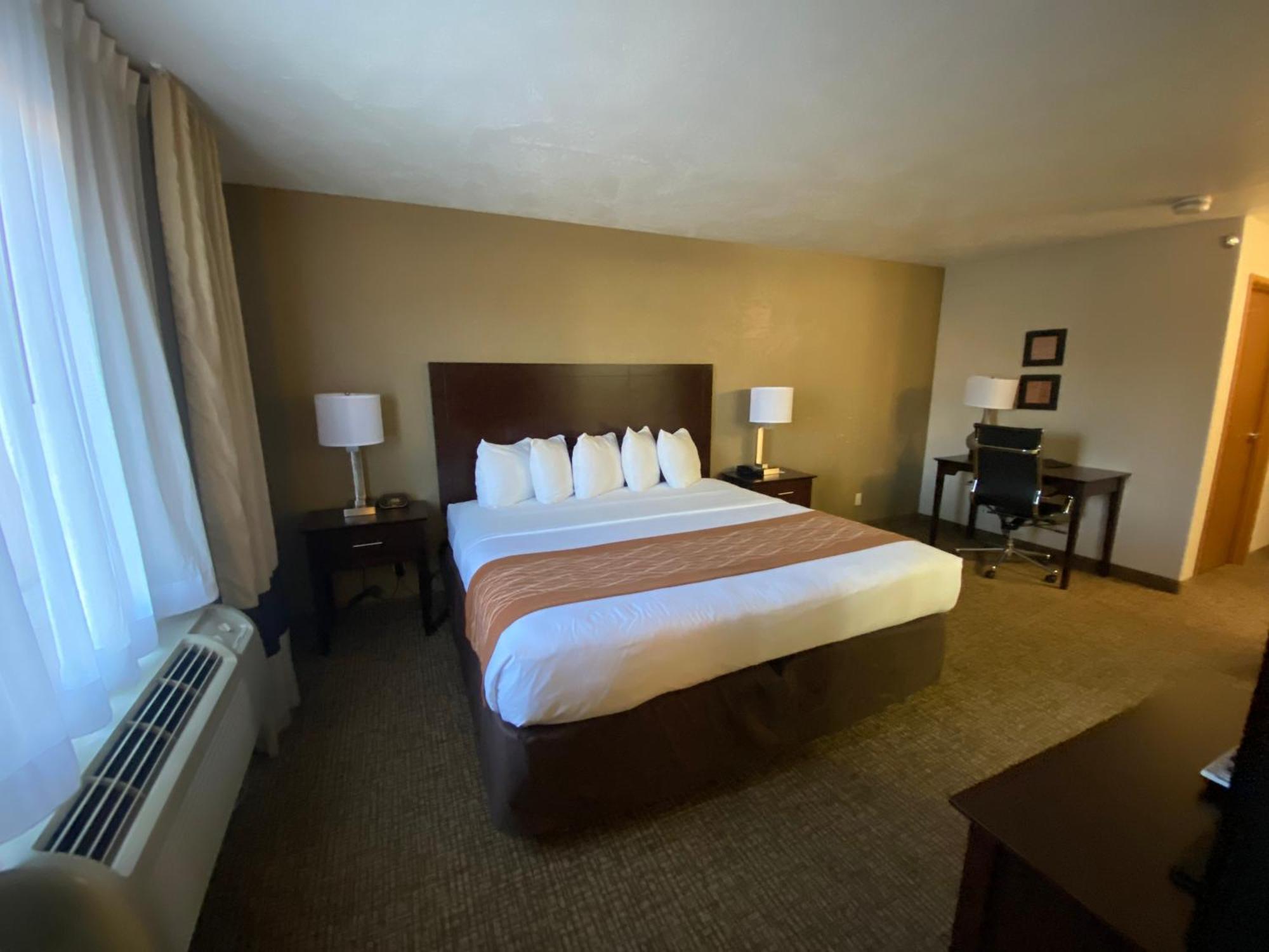 Comfort & Gunnison-crested Butte 3*