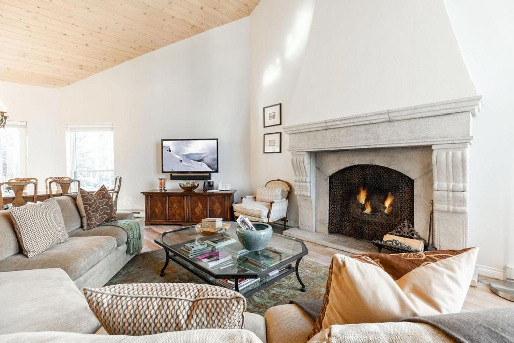 Northwood's Ski-in Ski-out By Realty Aparthotel