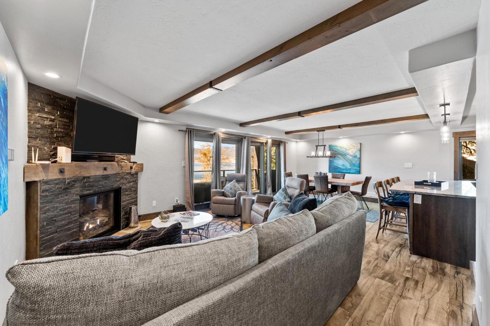 Corinthian Circle - Holiday home
