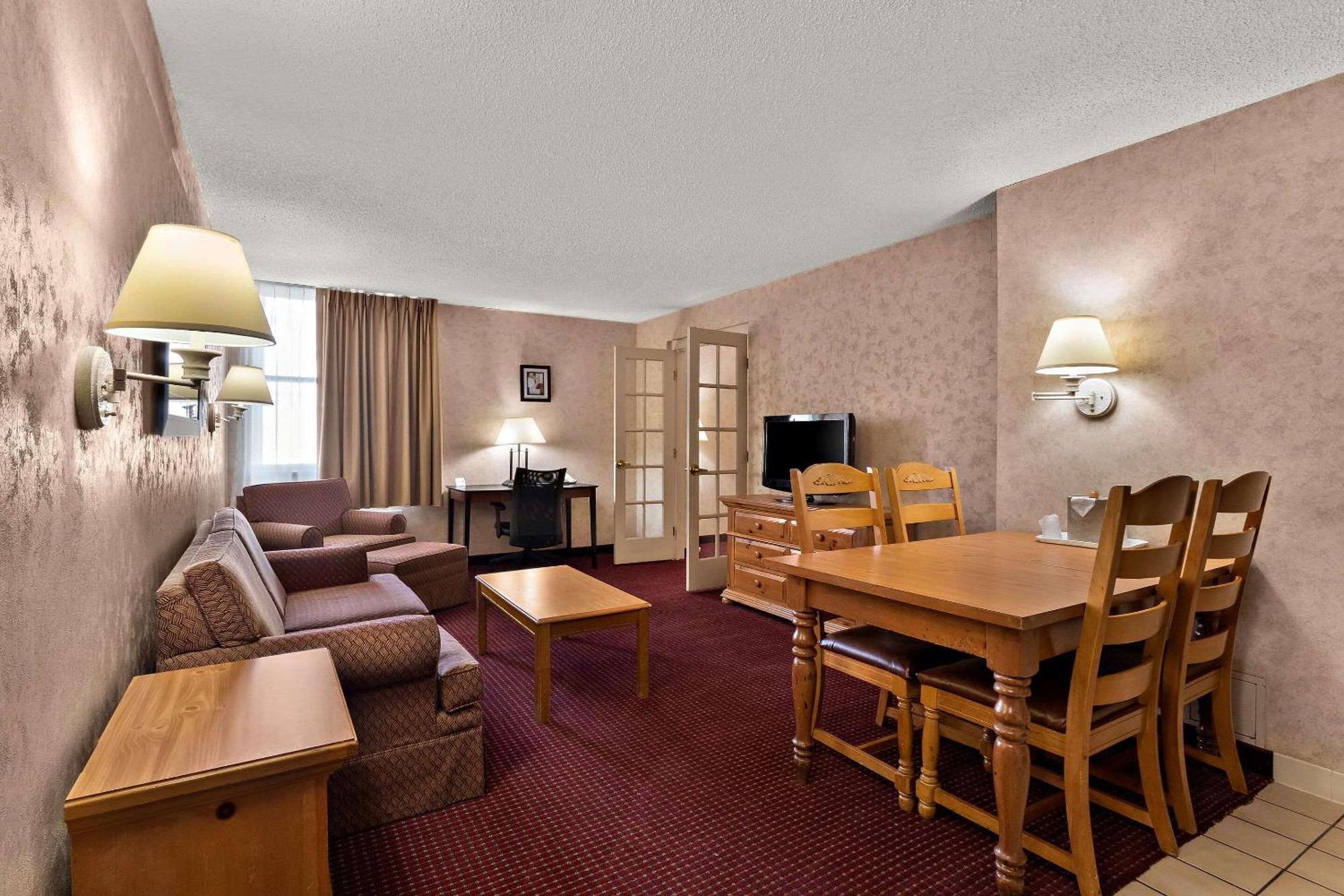 Quality & Hotel 3*