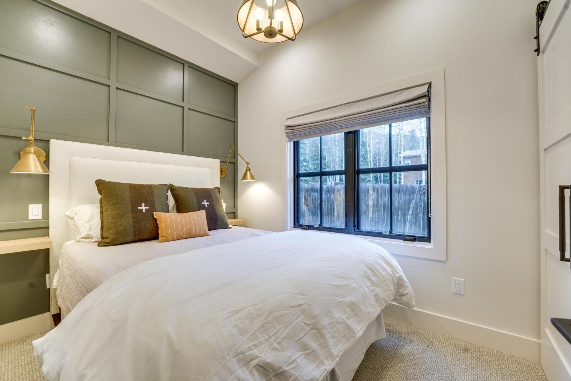 Inviting And Renovated In Crested Butte! Holiday home Crested Butte