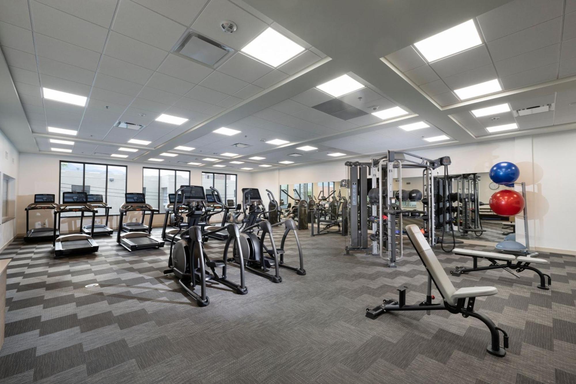 Hotel Springhill By Marriott Downtown 2*