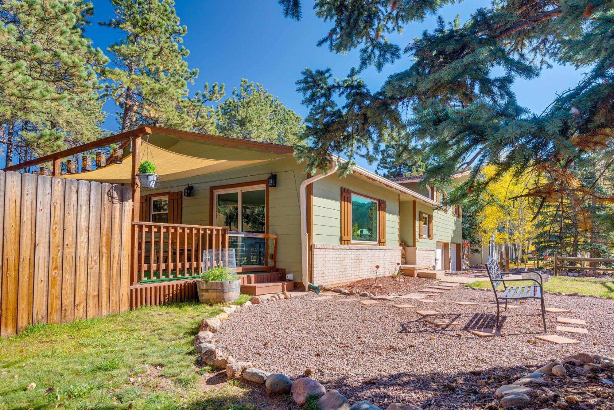 Holiday home Peaceful Getaway With Private Hot Tub And Mtn Views! *