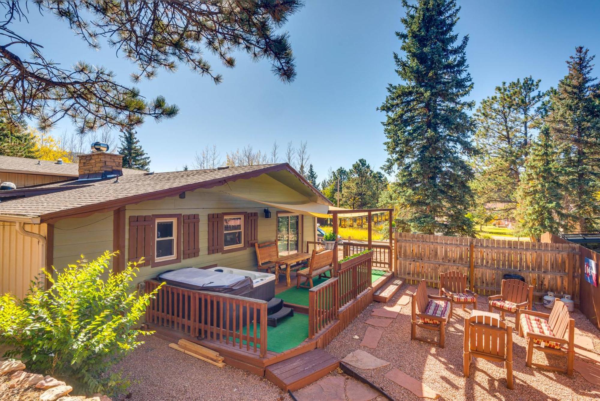 Peaceful Getaway With Private Hot Tub And Mtn Views! *