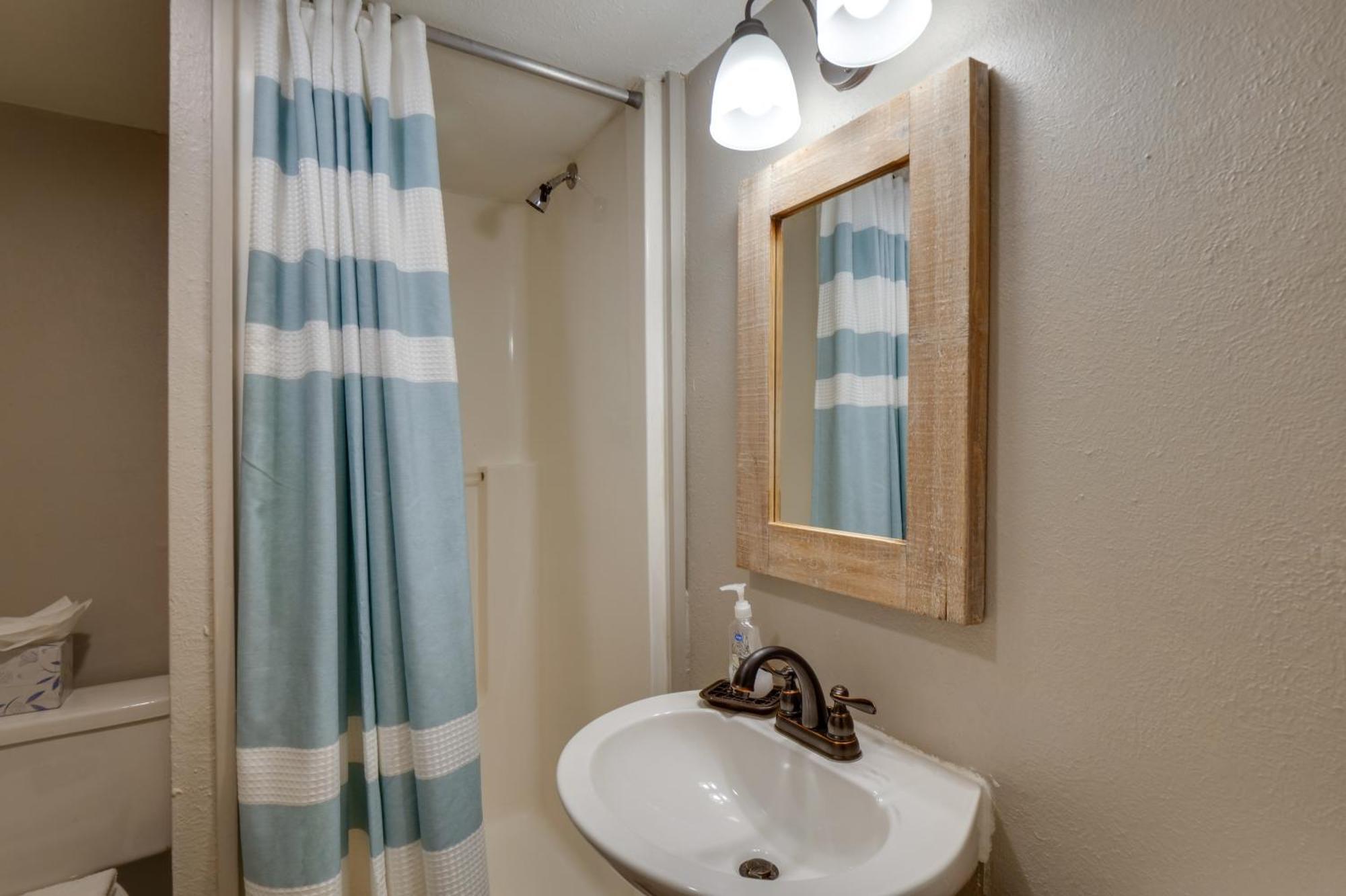 Ski-in Retreat With Pool Access 2 Blocks To Main St * Breckenridge