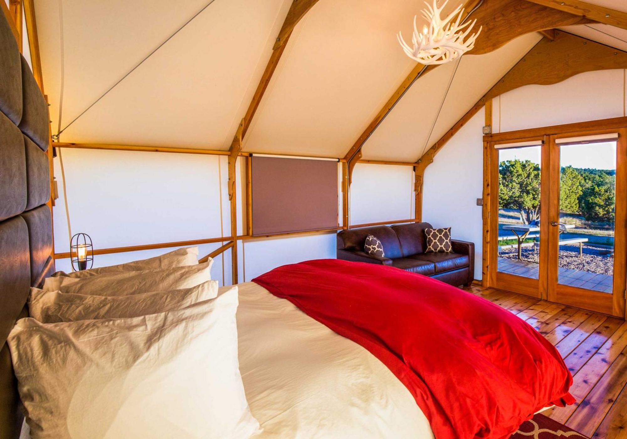 Royal Gorge Resort 3*