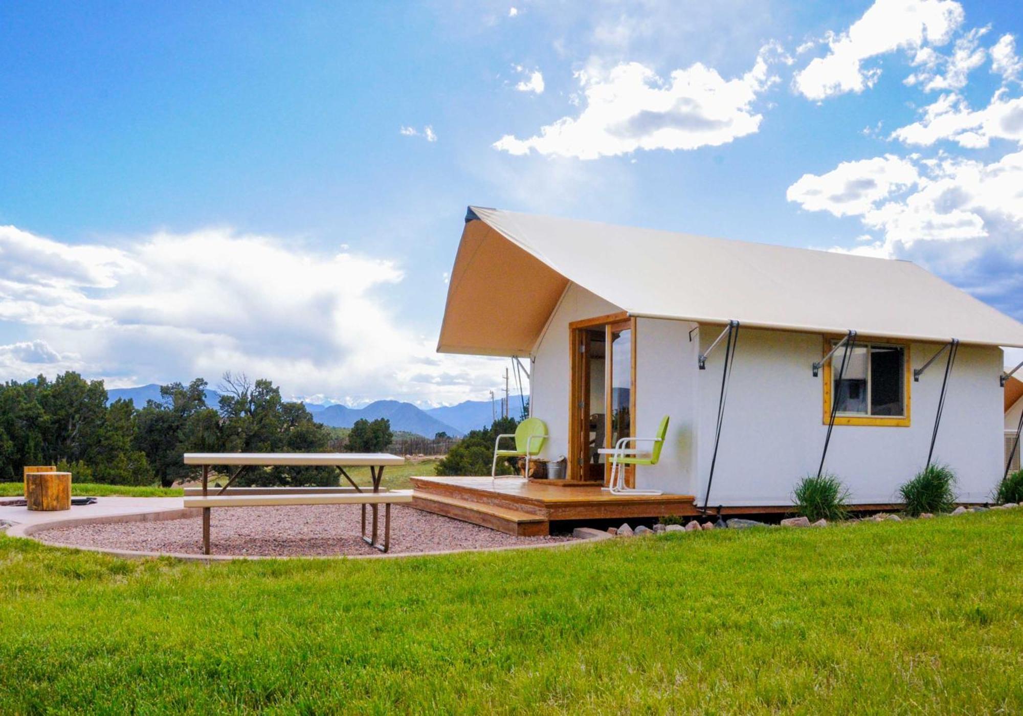 Royal Gorge Resort 3*