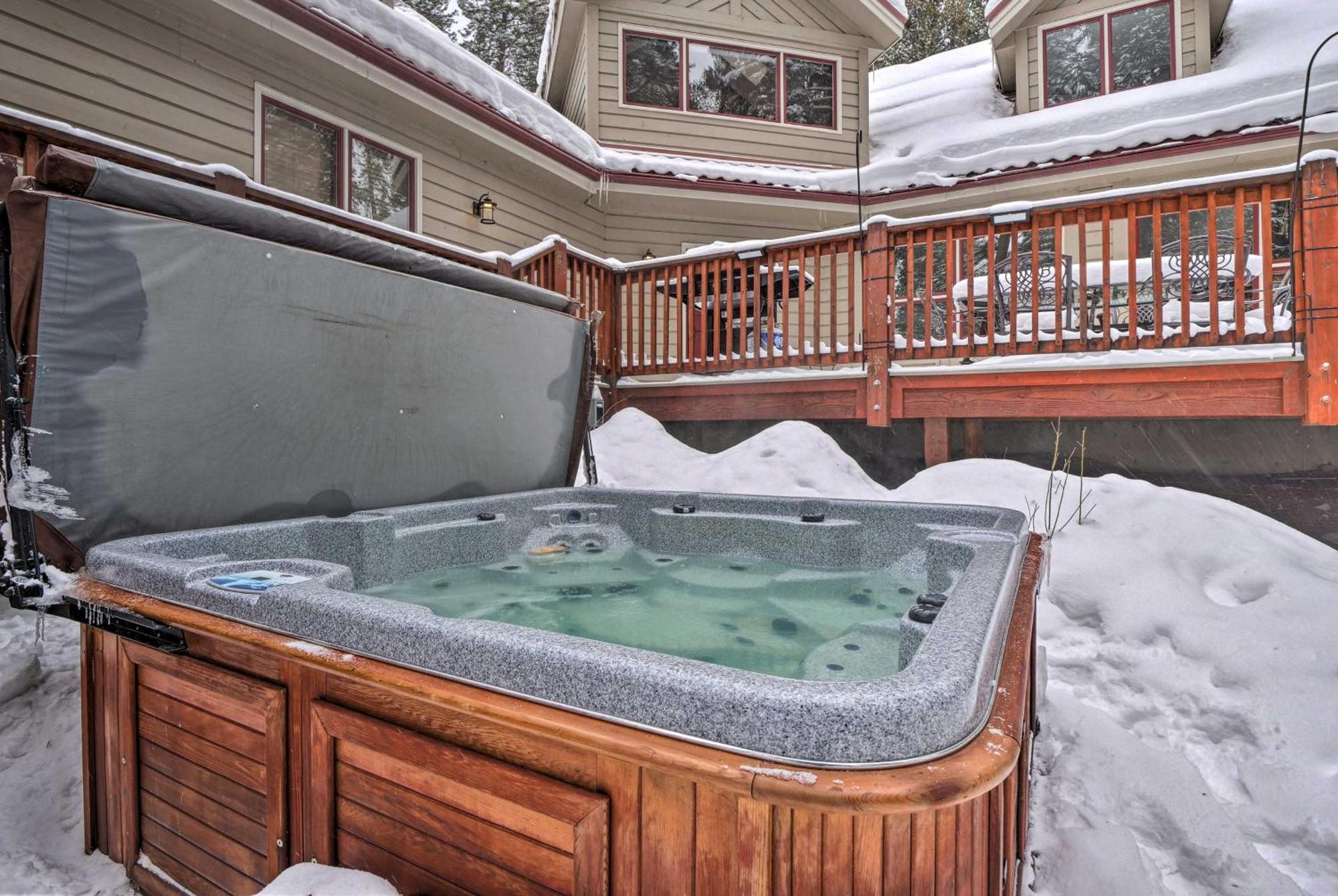 Pet-friendly With Hot Tub! Holiday home *