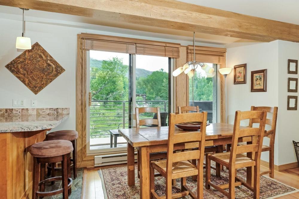 Holiday home Chateau Roaring Fork Unit 22, Spacious With Beautiful River Views, 4 Blocks To Town Aspen