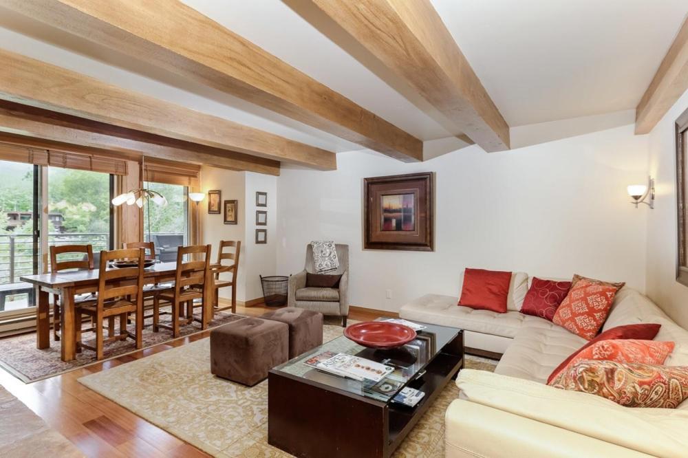 Holiday home Chateau Roaring Fork Unit 22, Spacious With Beautiful River Views, 4 Blocks To Town